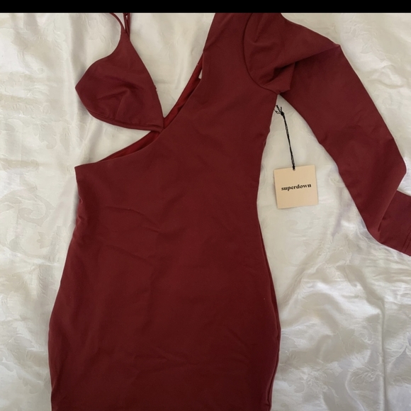 Superdown one shoulder dress - Picture 4 of 5